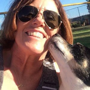 Meet your Posher, Linda